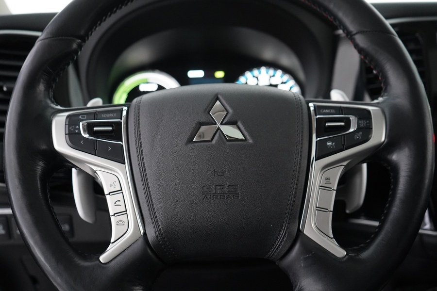 Mitsubishi Outlander PHEV vaihtoauto