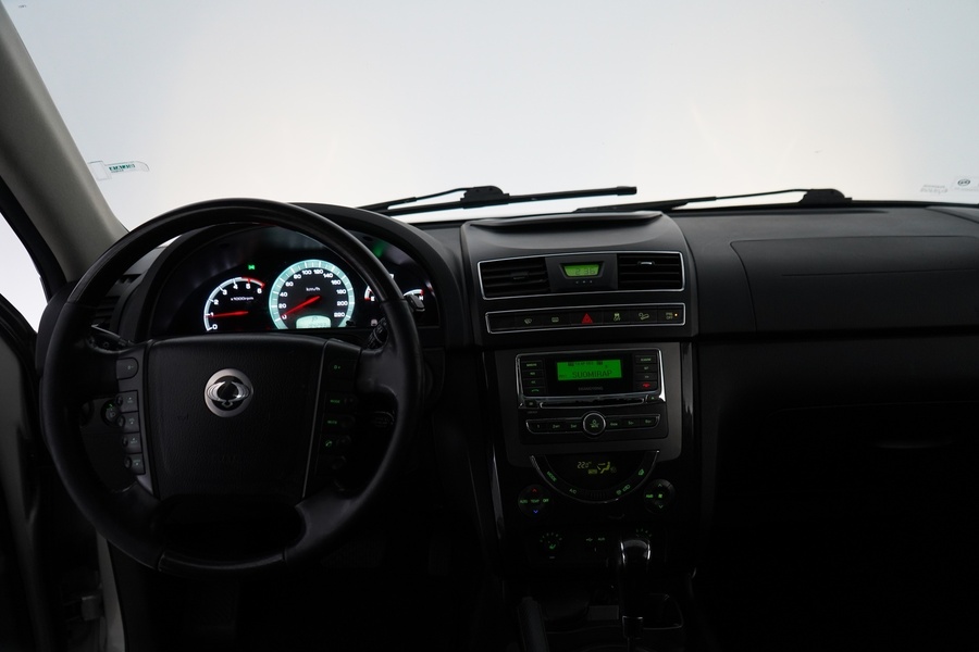 SsangYong Rexton vaihtoauto