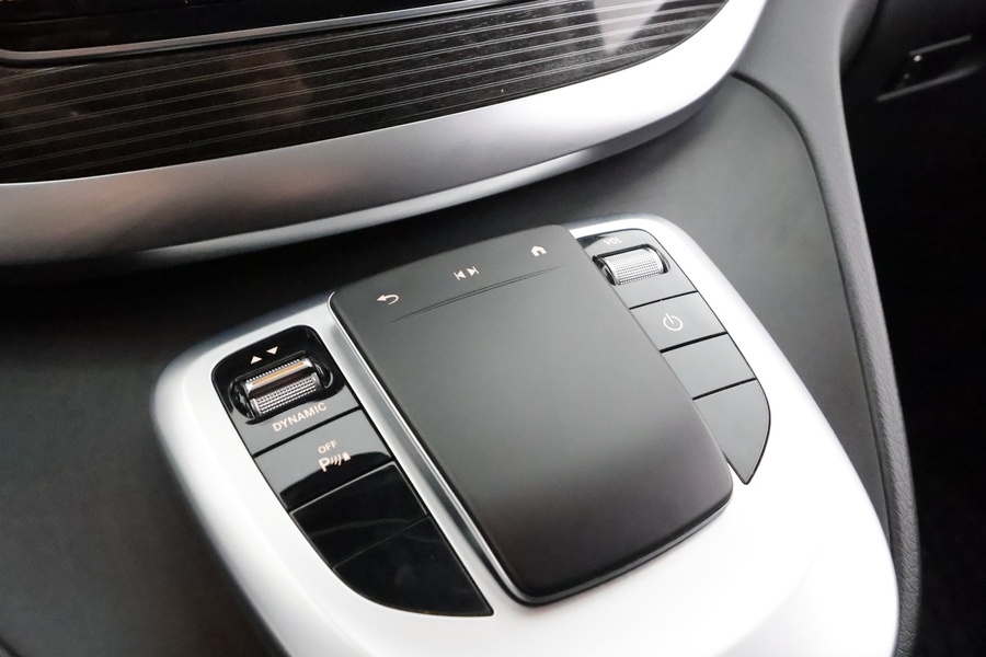 Mercedes-Benz EQV vaihtoauto