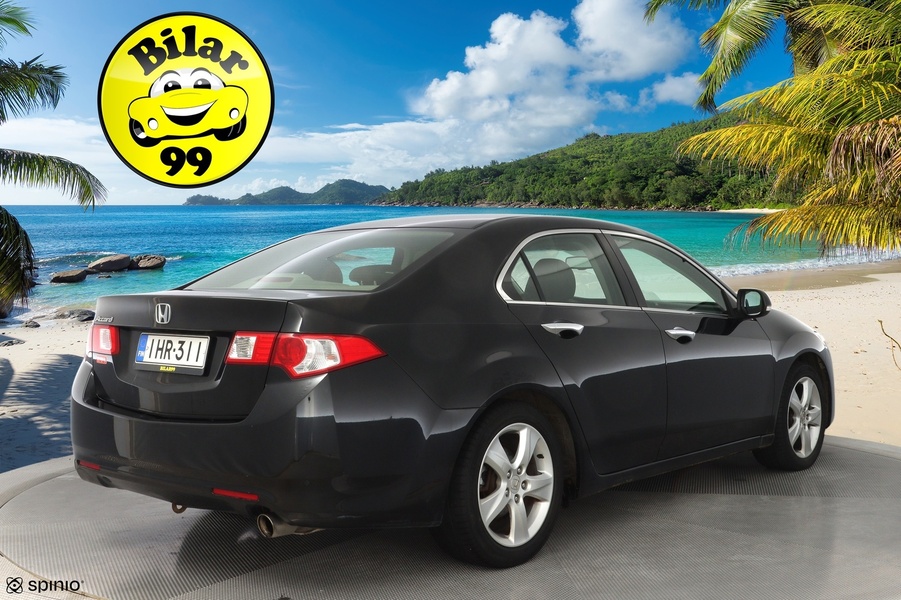 Honda Accord vaihtoauto