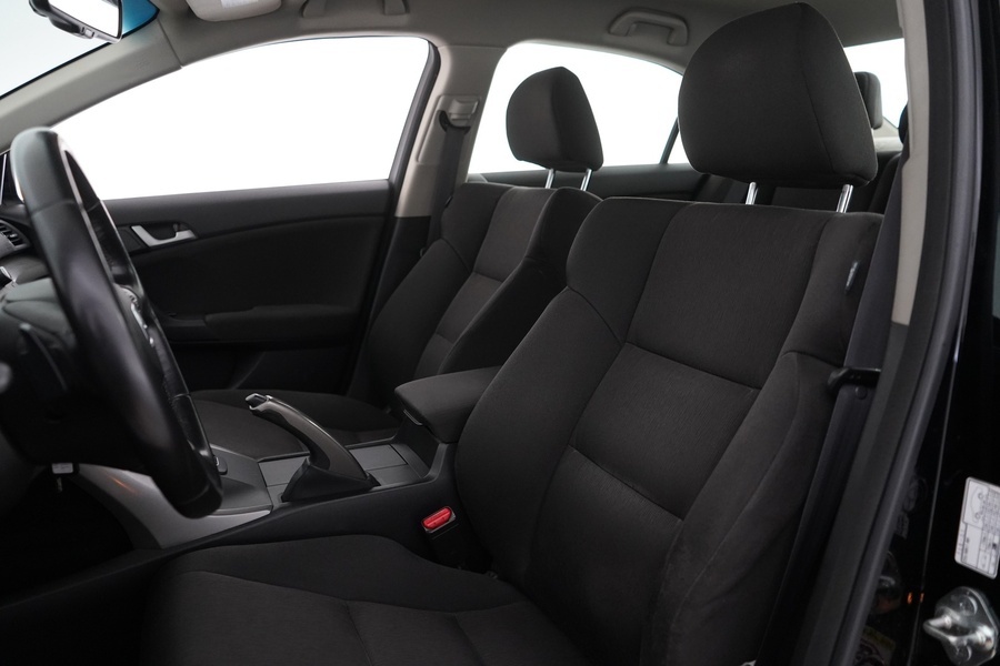 Honda Accord vaihtoauto