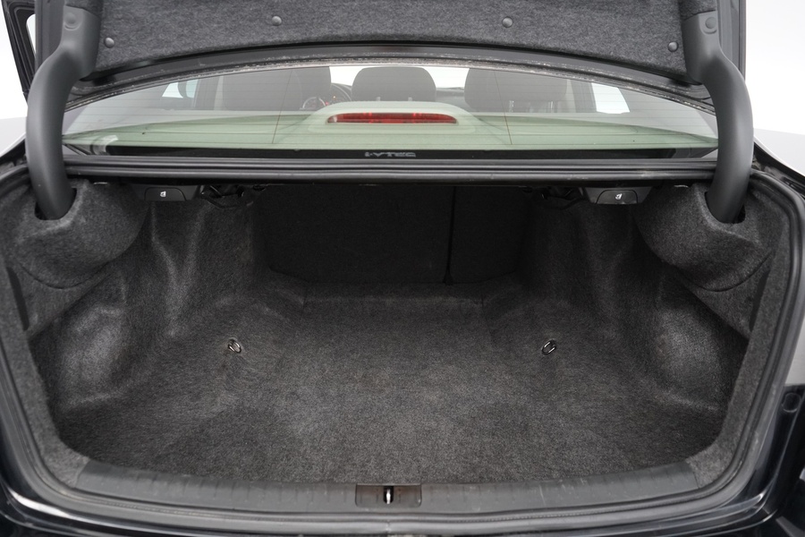 Honda Accord vaihtoauto