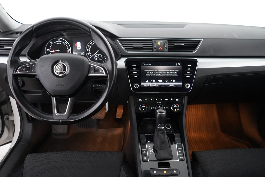 Skoda Superb vaihtoauto