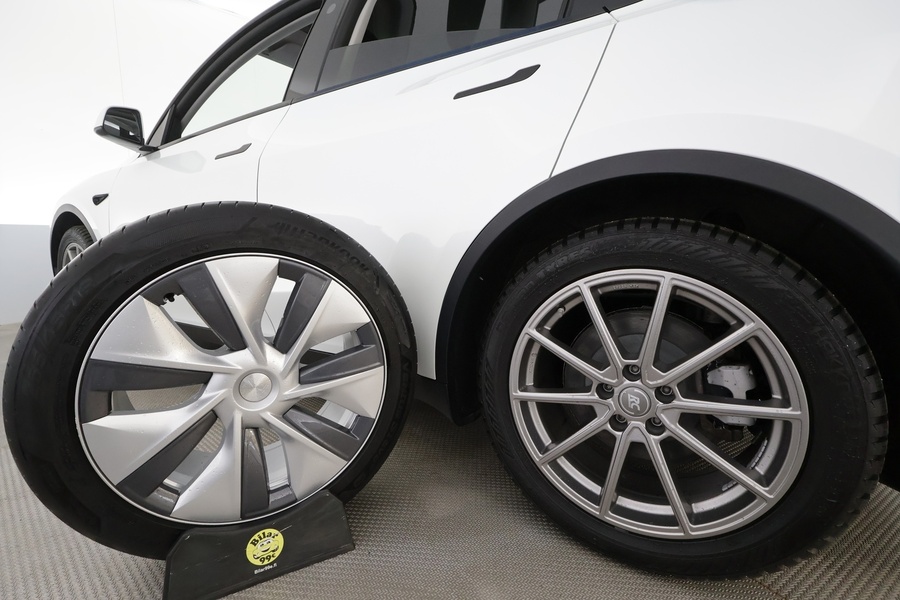 Tesla Model Y vaihtoauto