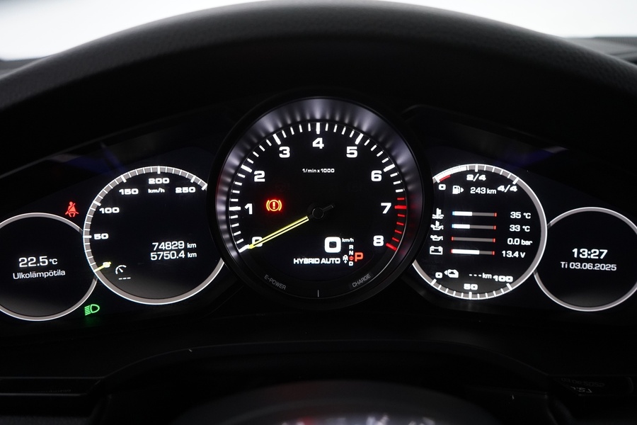 Porsche Cayenne vaihtoauto