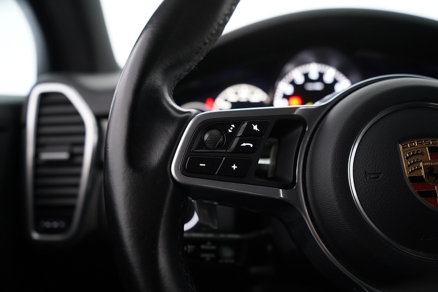 Porsche Cayenne vaihtoauto