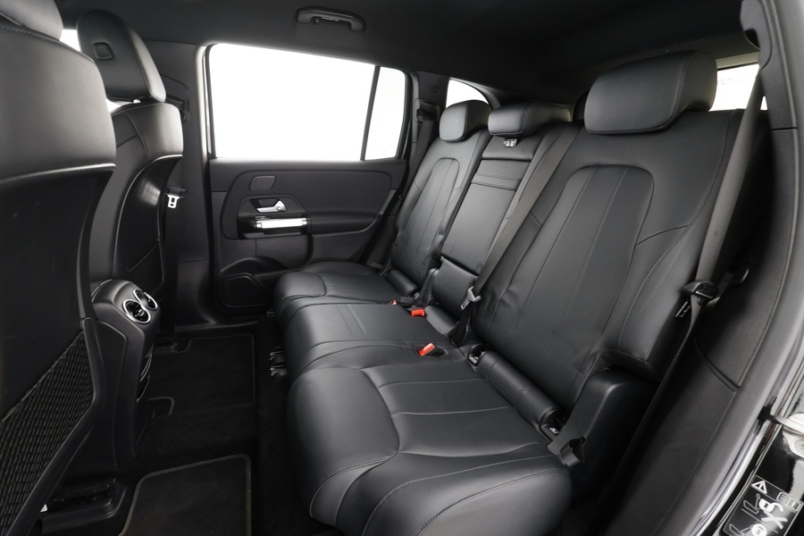 Mercedes-Benz EQB vaihtoauto