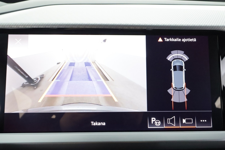 Audi Q4 e-tron vaihtoauto