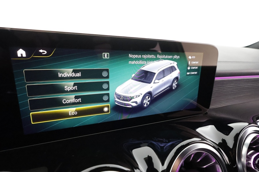 Mercedes-Benz EQB vaihtoauto