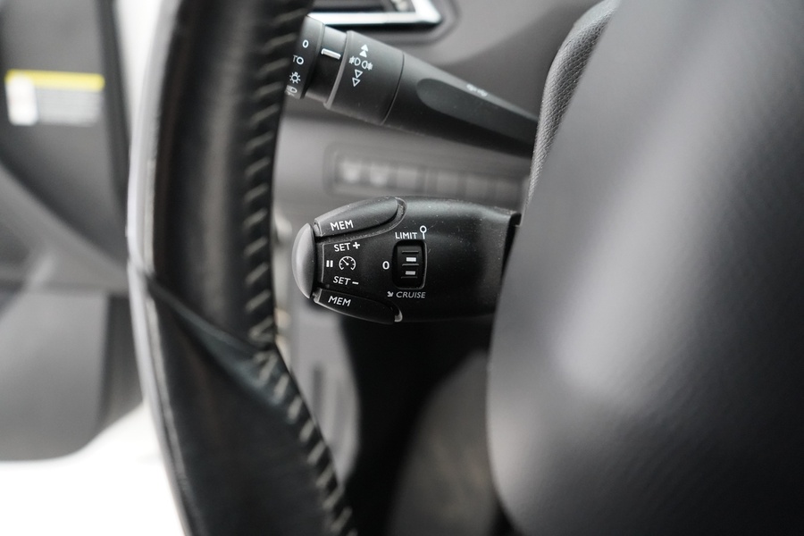 Peugeot 308 vaihtoauto