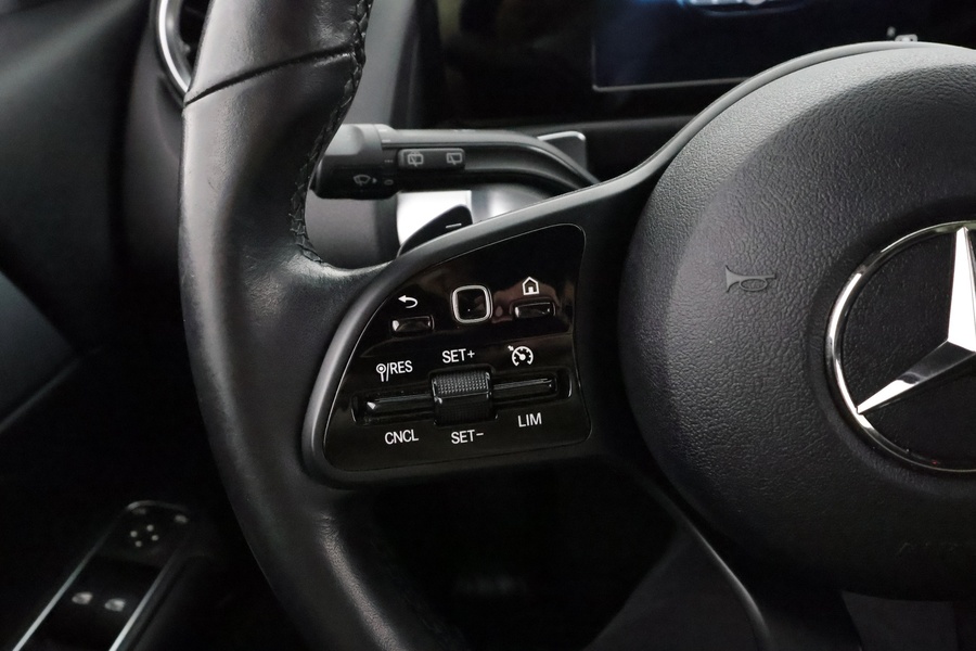 Mercedes-Benz GLB vaihtoauto