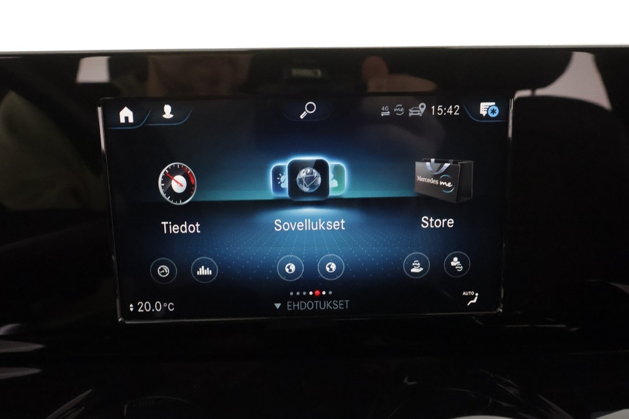 Mercedes-Benz GLB vaihtoauto