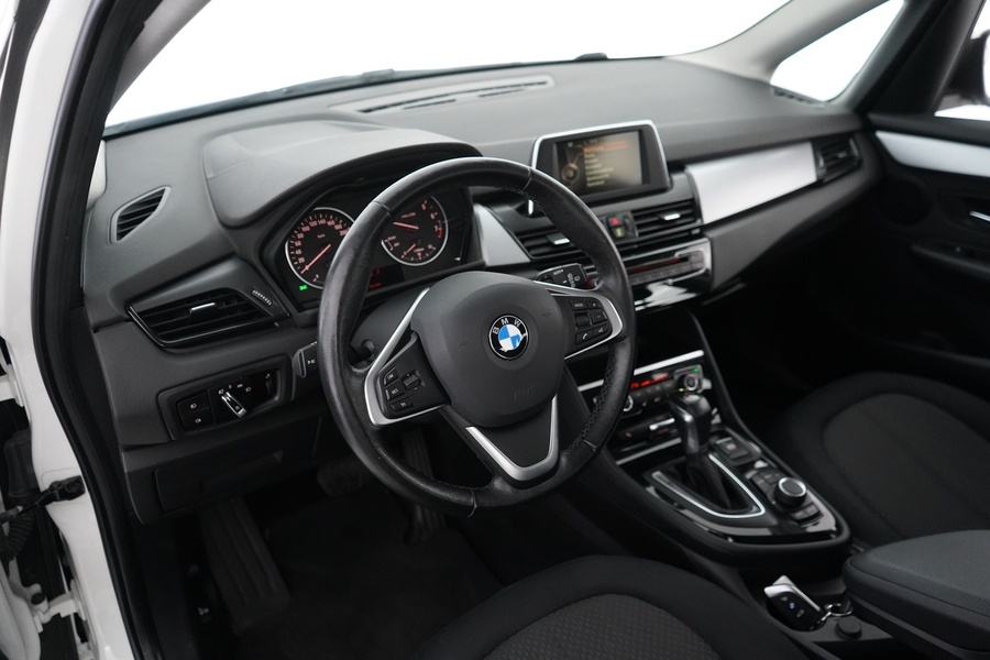 BMW 218 vaihtoauto