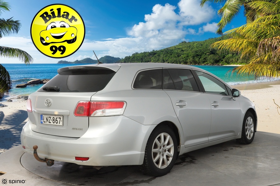 Toyota Avensis vaihtoauto