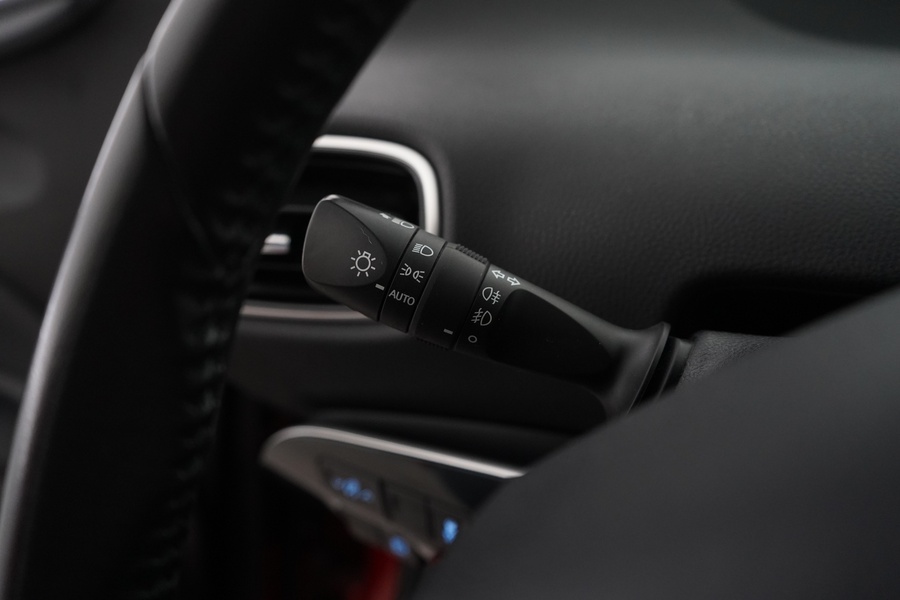 Toyota Prius Plug-in vaihtoauto