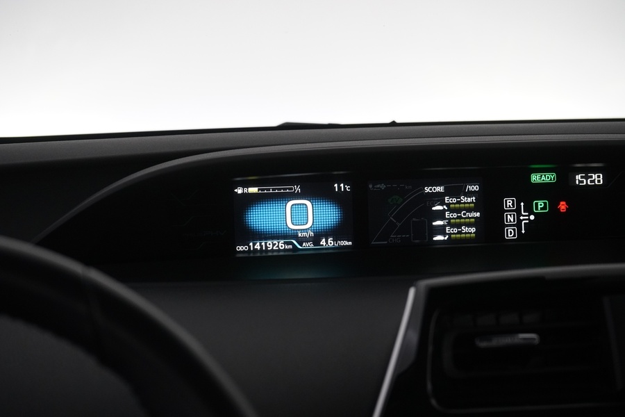 Toyota Prius Plug-in vaihtoauto