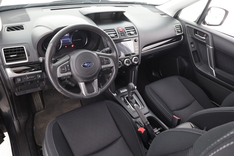 Subaru Forester vaihtoauto