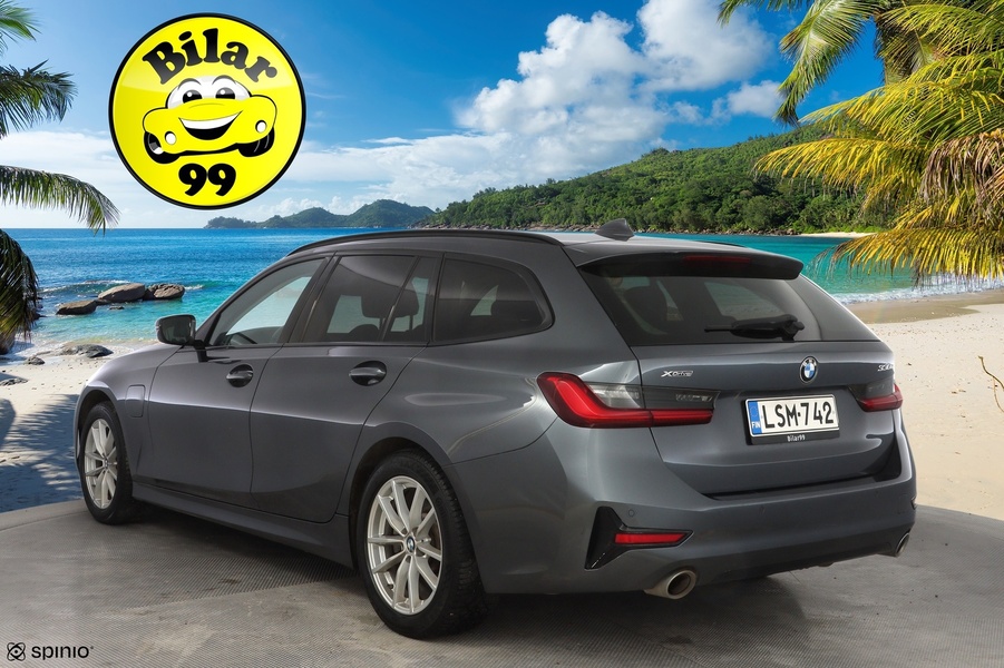 BMW 330 vaihtoauto