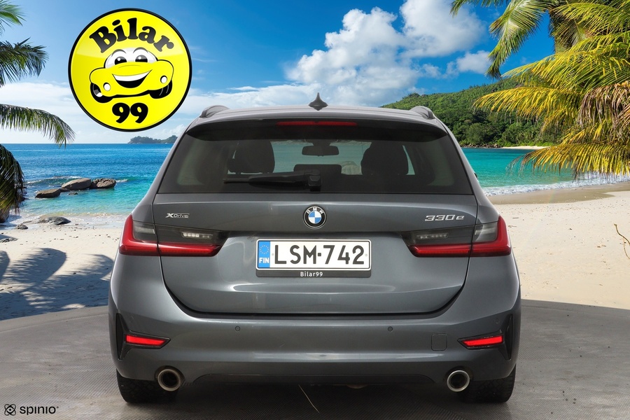 BMW 330 vaihtoauto
