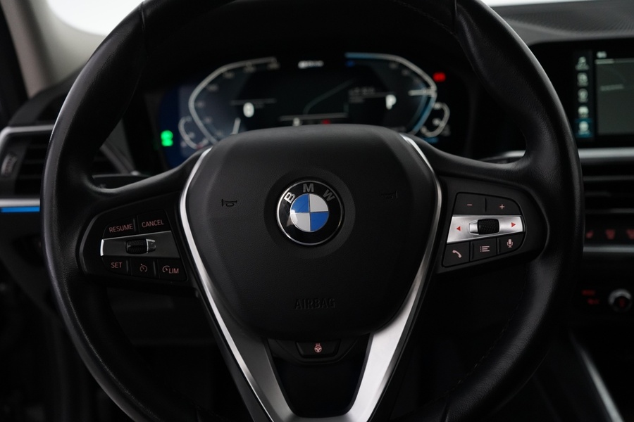 BMW 330 vaihtoauto