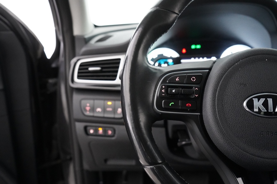 Kia Niro plug-in vaihtoauto