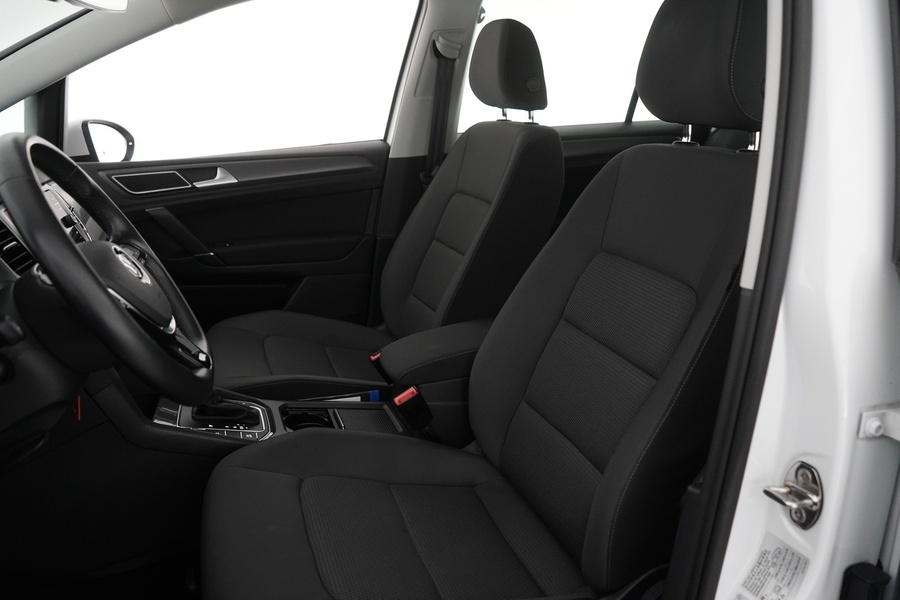 Volkswagen Golf Sportsvan vaihtoauto