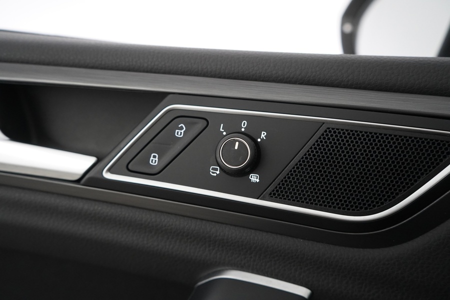 Volkswagen Golf Sportsvan vaihtoauto