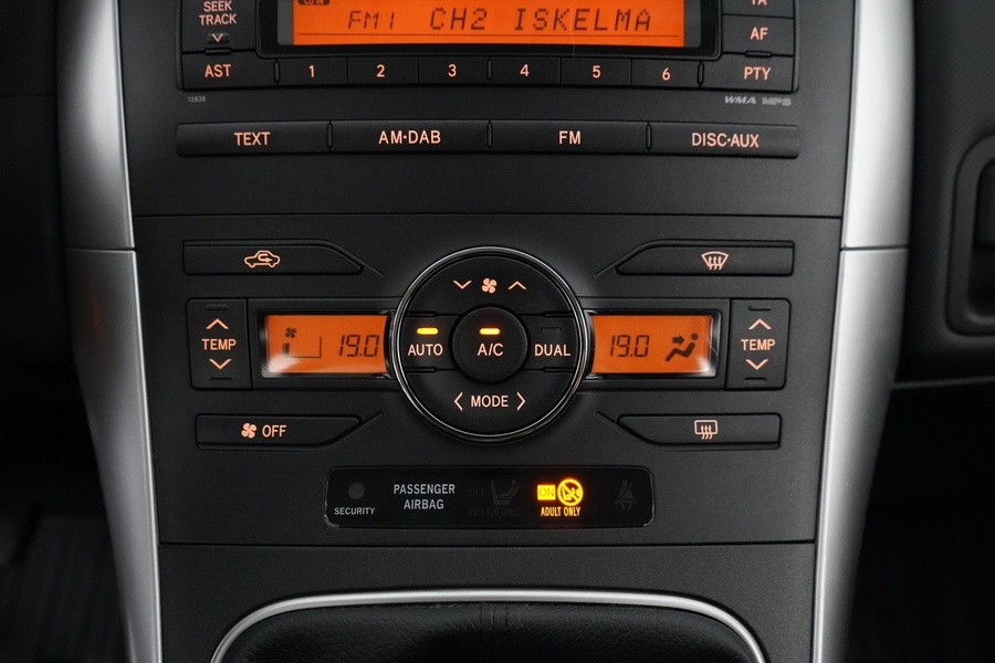 Toyota Auris vaihtoauto