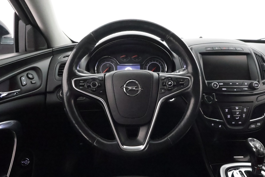 Opel Insignia vaihtoauto