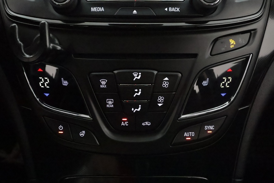 Opel Insignia vaihtoauto