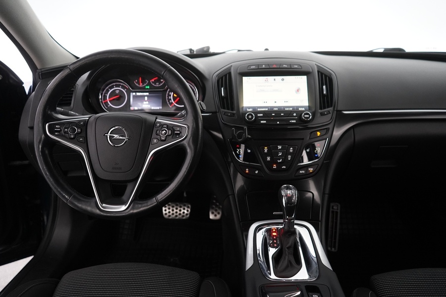 Opel Insignia vaihtoauto