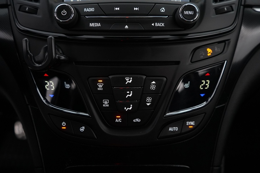 Opel Insignia vaihtoauto