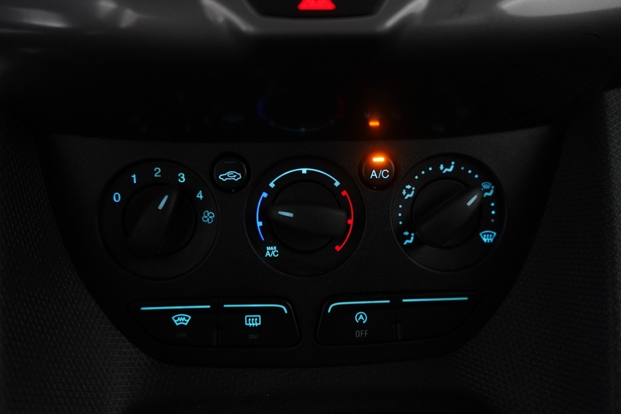 Ford Grand Tourneo Connect vaihtoauto