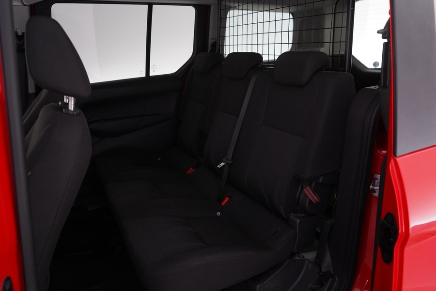 Ford Grand Tourneo Connect vaihtoauto