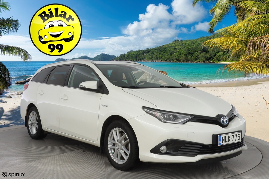 Toyota Auris vaihtoauto