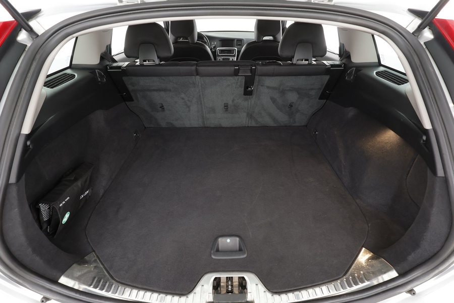 Volvo V60 Cross Country vaihtoauto