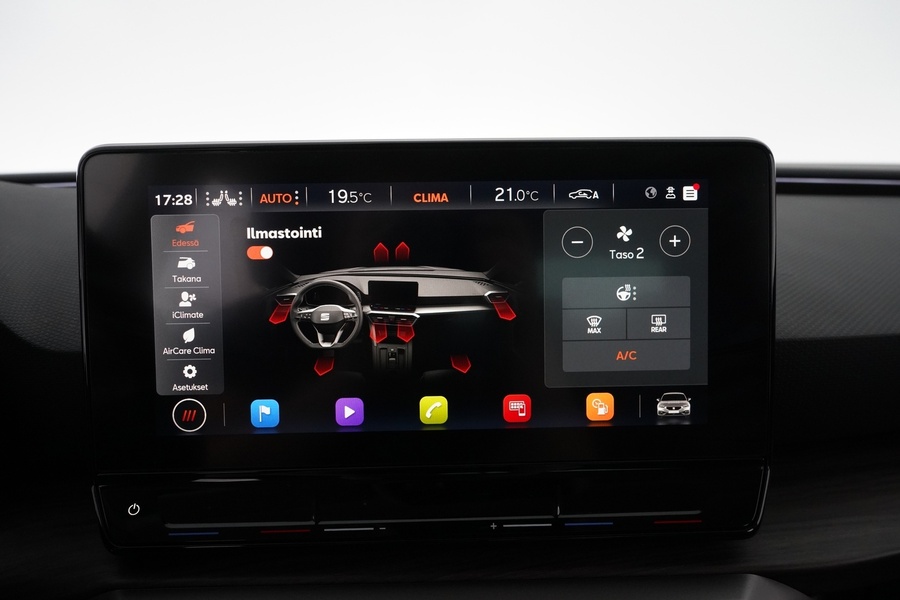 SEAT Leon Sportstourer vaihtoauto