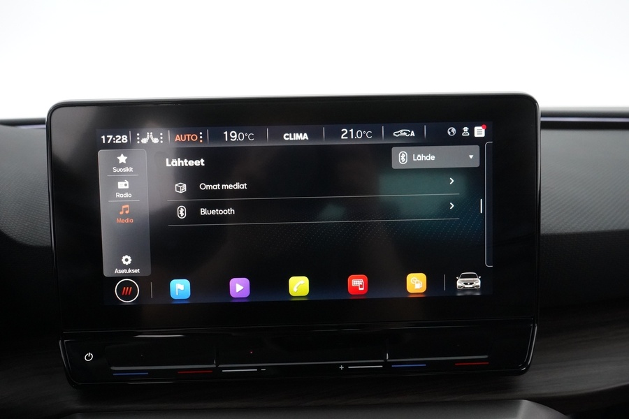 SEAT Leon Sportstourer vaihtoauto