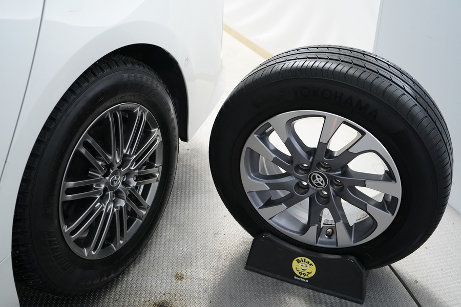 Toyota Prius vaihtoauto