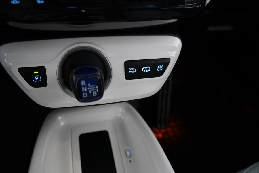 Toyota Prius vaihtoauto