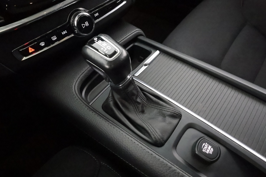 Volvo V90 Cross Country vaihtoauto