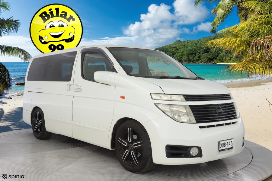 Nissan Elgrand vaihtoauto