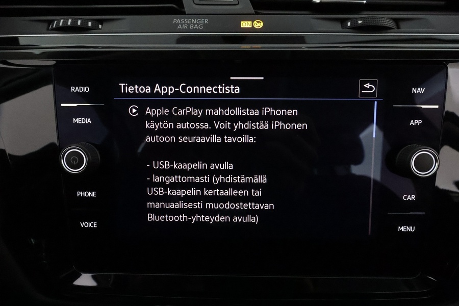 Volkswagen Touran vaihtoauto