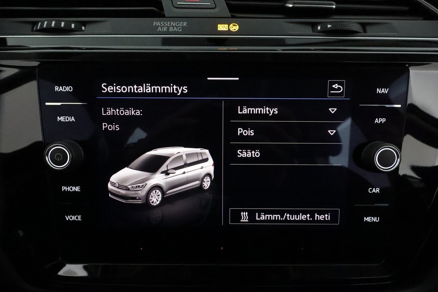 Volkswagen Touran vaihtoauto