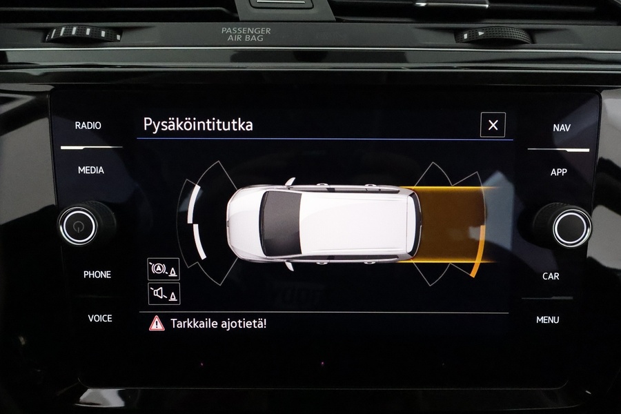 Volkswagen Touran vaihtoauto