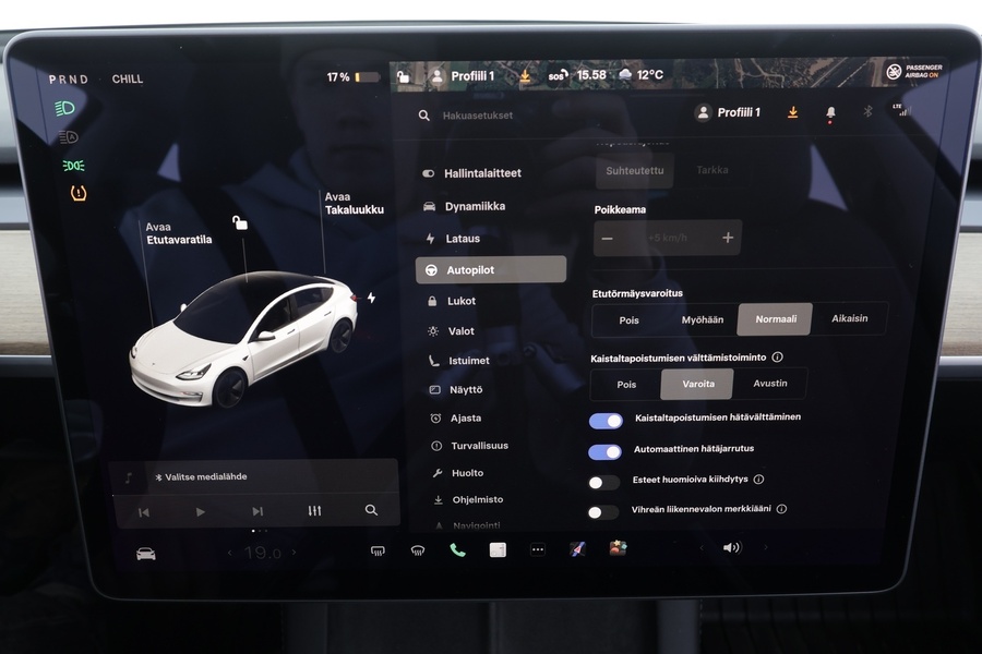 Tesla Model 3 vaihtoauto