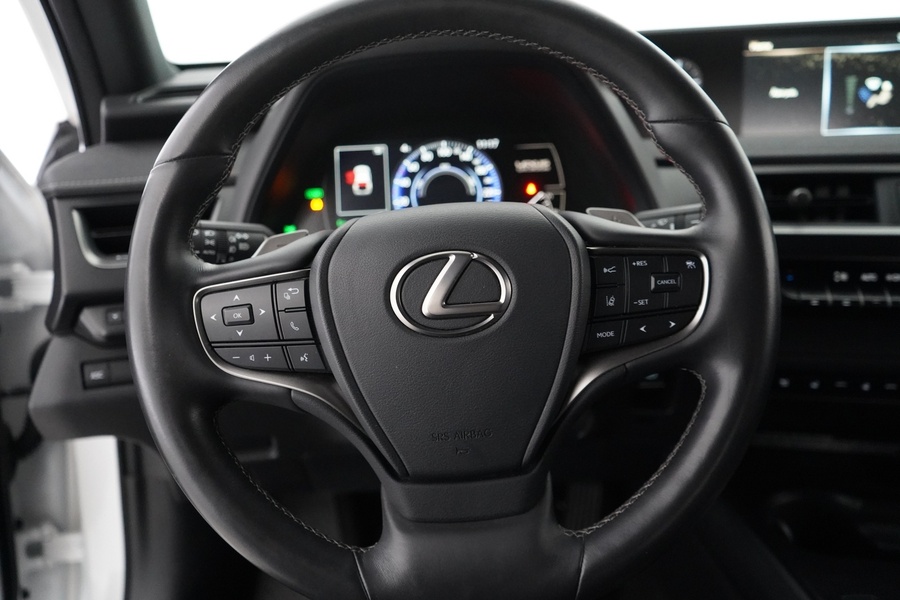 Lexus UX vaihtoauto