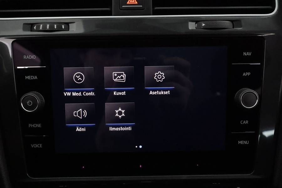 Volkswagen Golf vaihtoauto