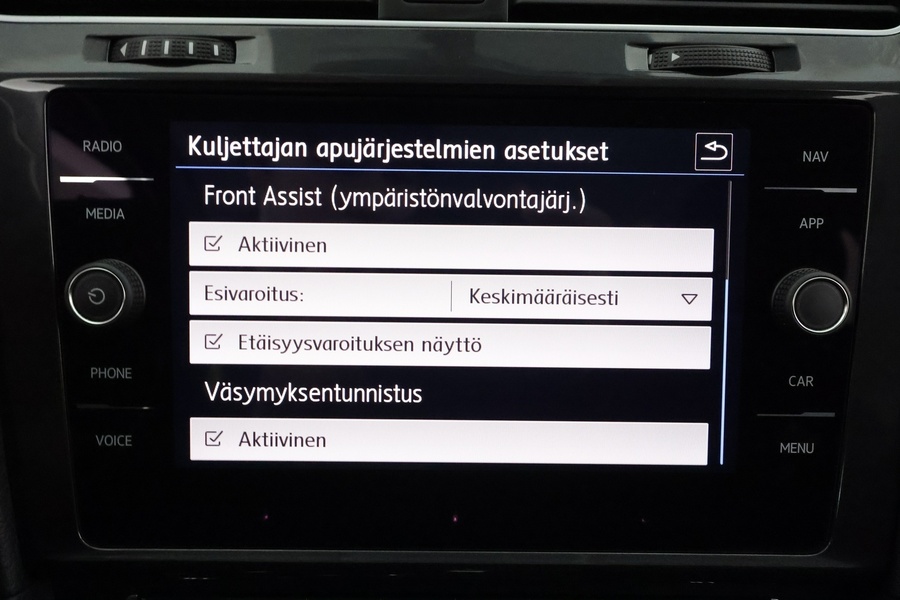 Volkswagen Golf vaihtoauto