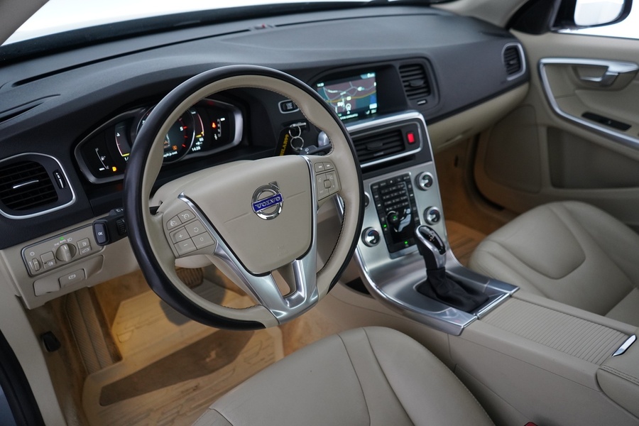 Volvo S60 Cross Country vaihtoauto